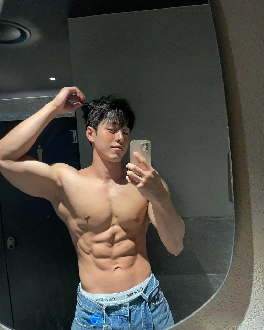 หล่อทุกคนเลยจ้า