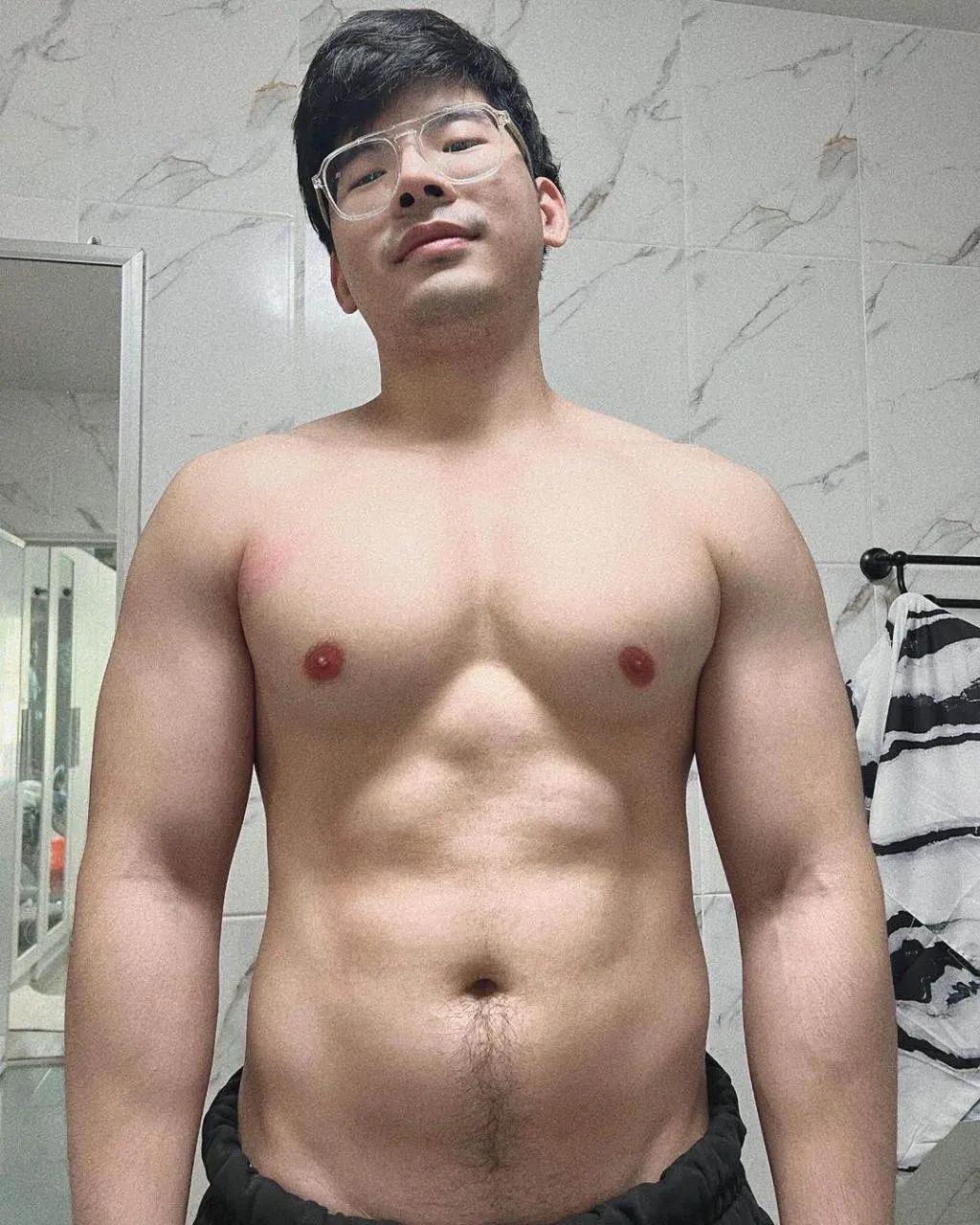 หล่อทุกคนเลยจ้า