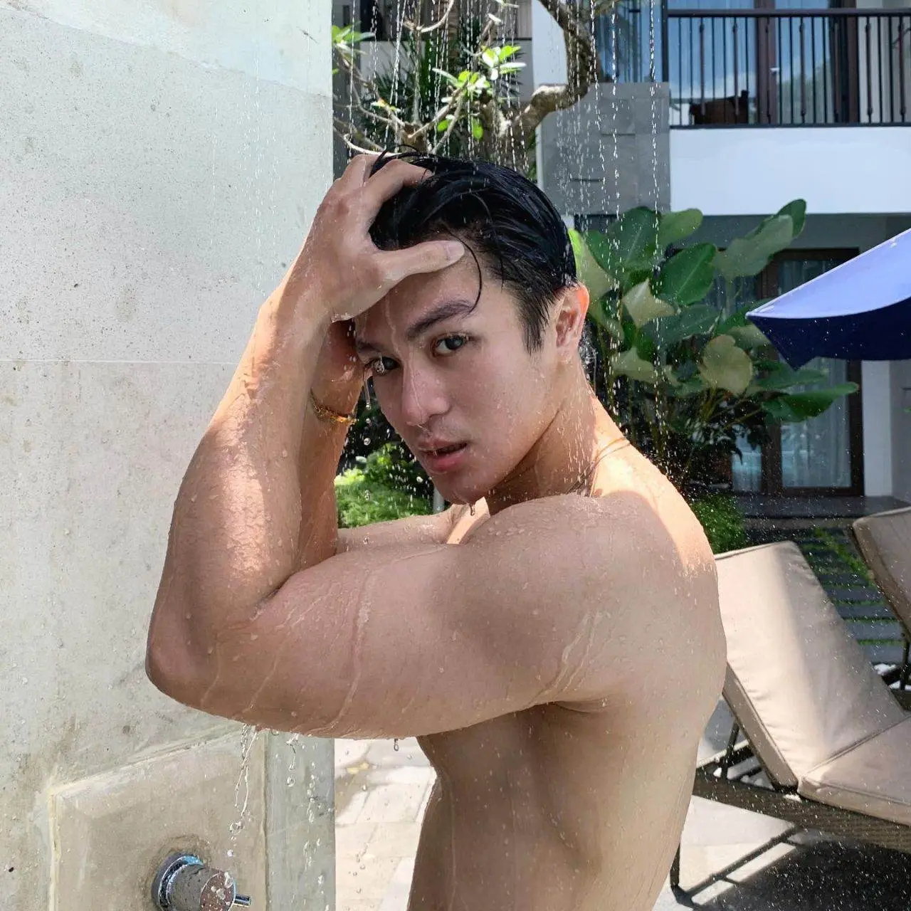 บอกรักเบาๆก่อนนอน