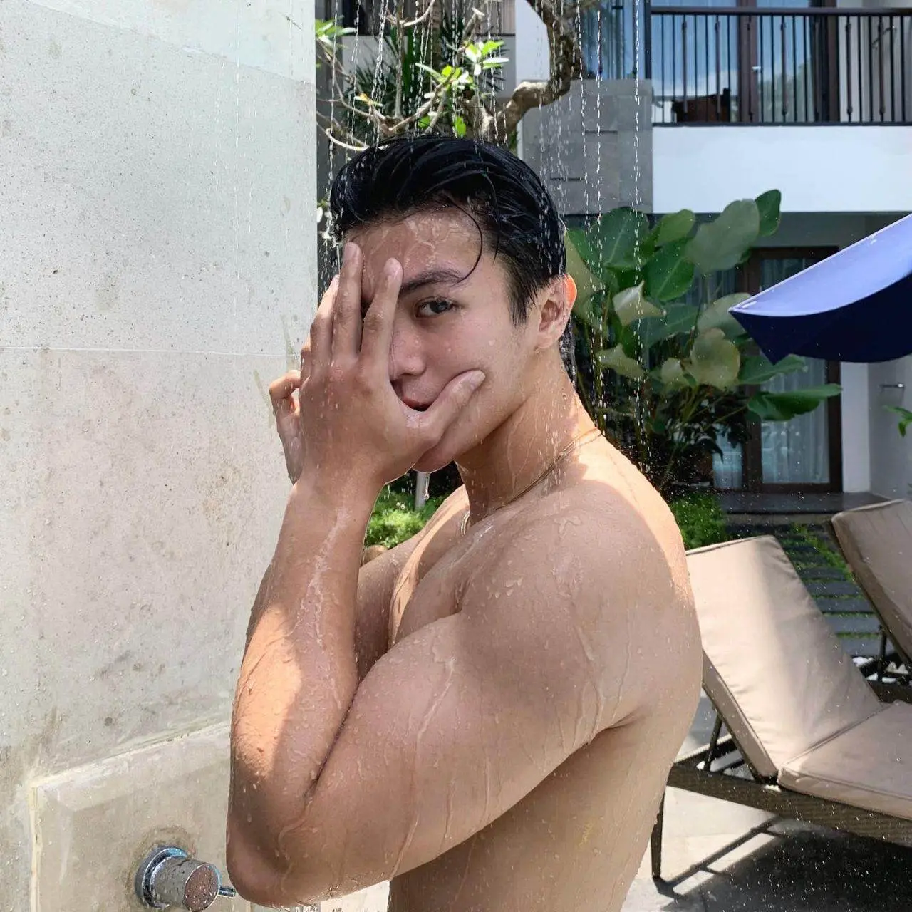 บอกรักเบาๆก่อนนอน