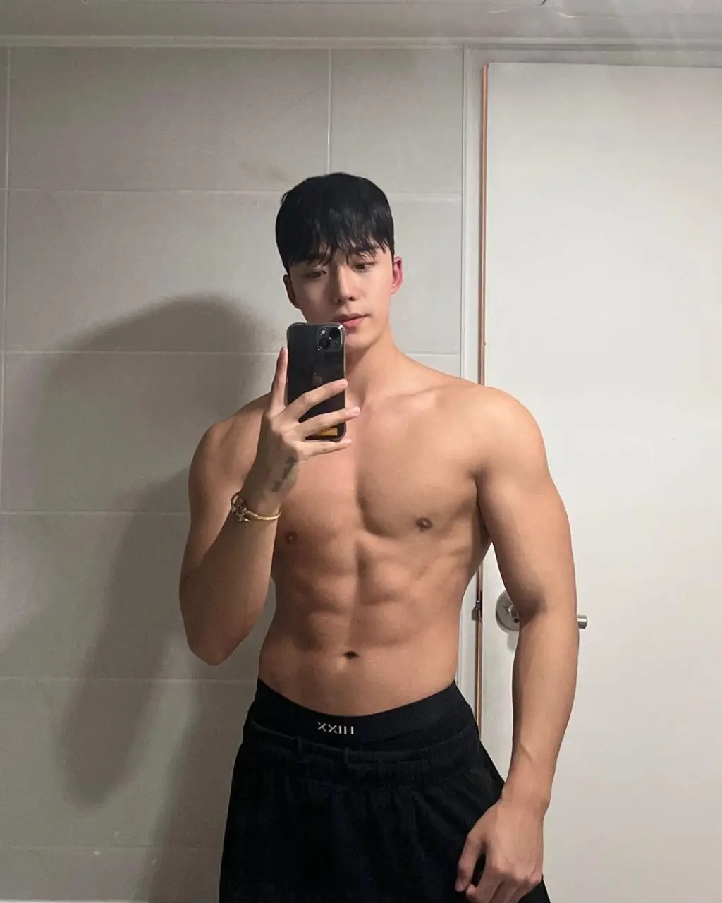 กระซิบเบาๆว่าฟิน