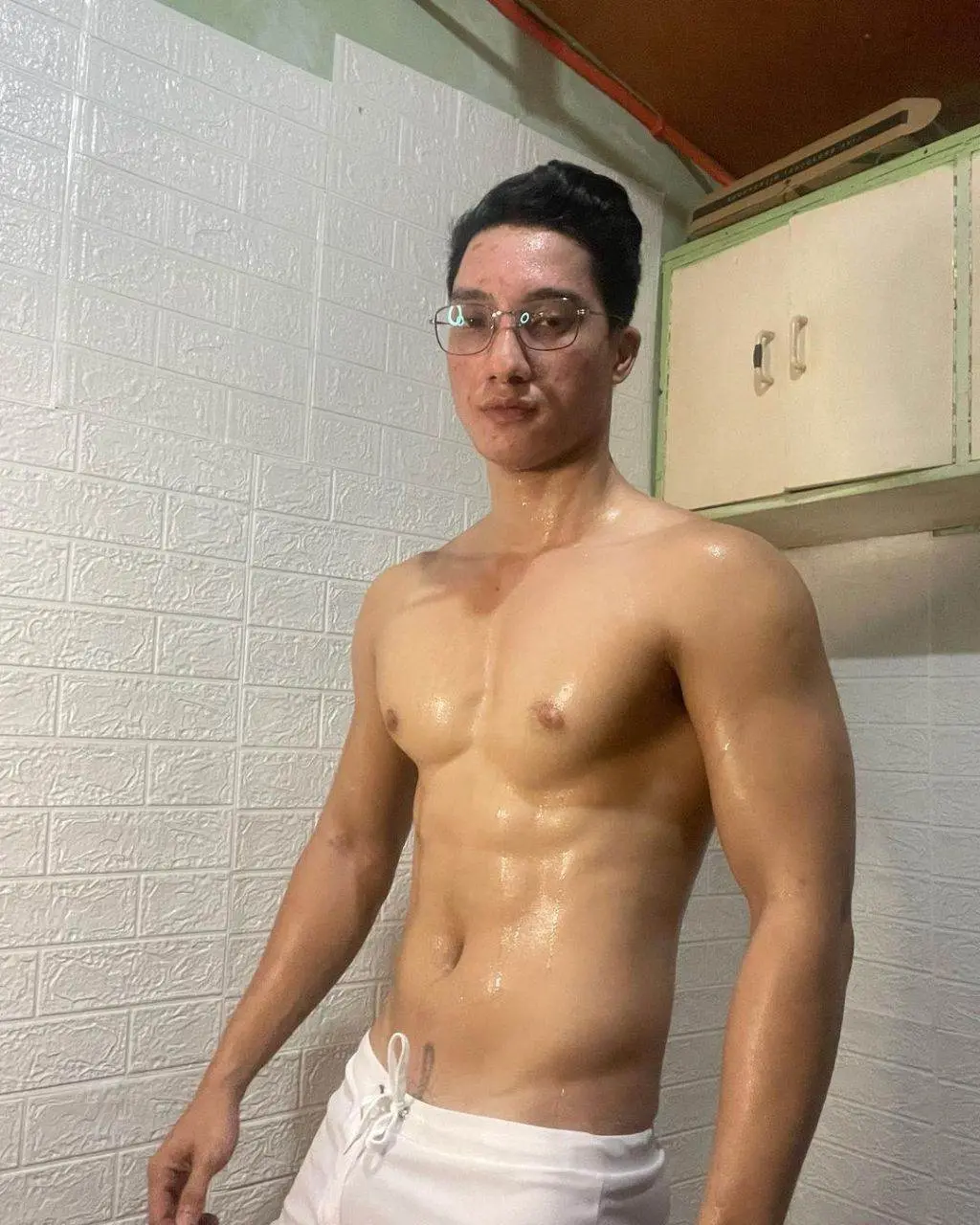 กระซิบเบาๆว่าฟิน