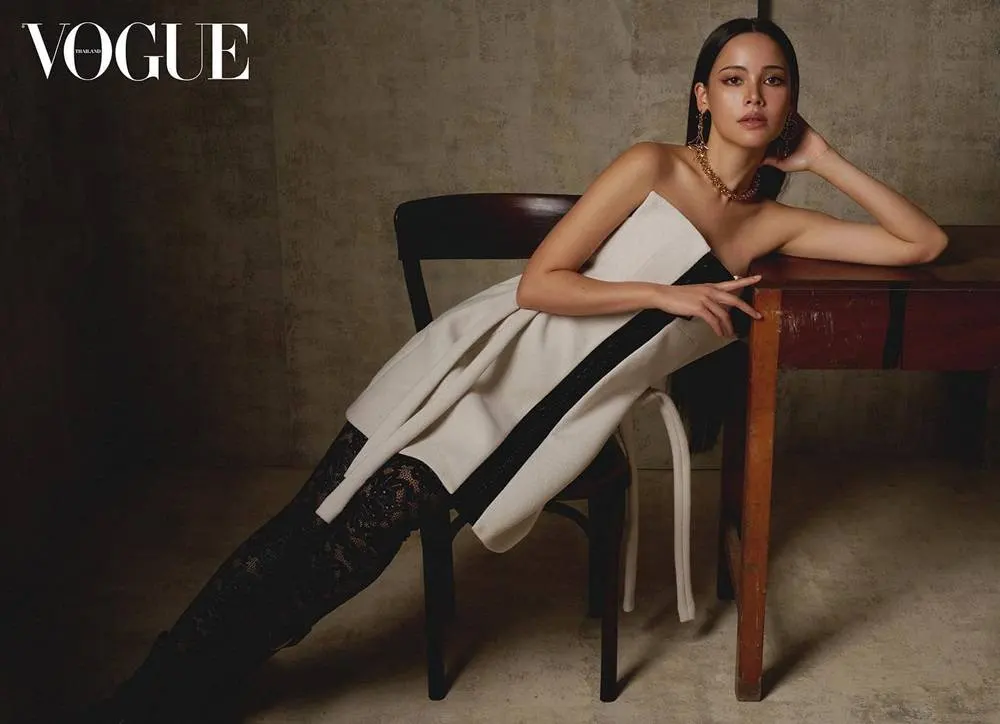 ญาญ่า-อุรัสยา & ณเดชน์ คูกิมิยะ @ VOGUE Thailand March 2023