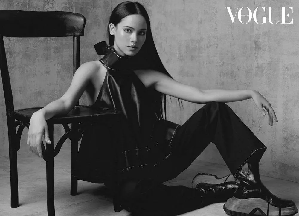 ญาญ่า-อุรัสยา & ณเดชน์ คูกิมิยะ @ VOGUE Thailand March 2023