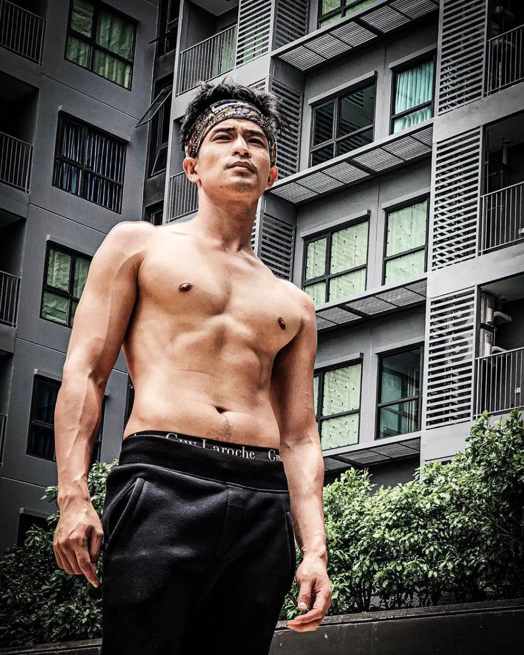 หิวตูมมมมดูมๆ