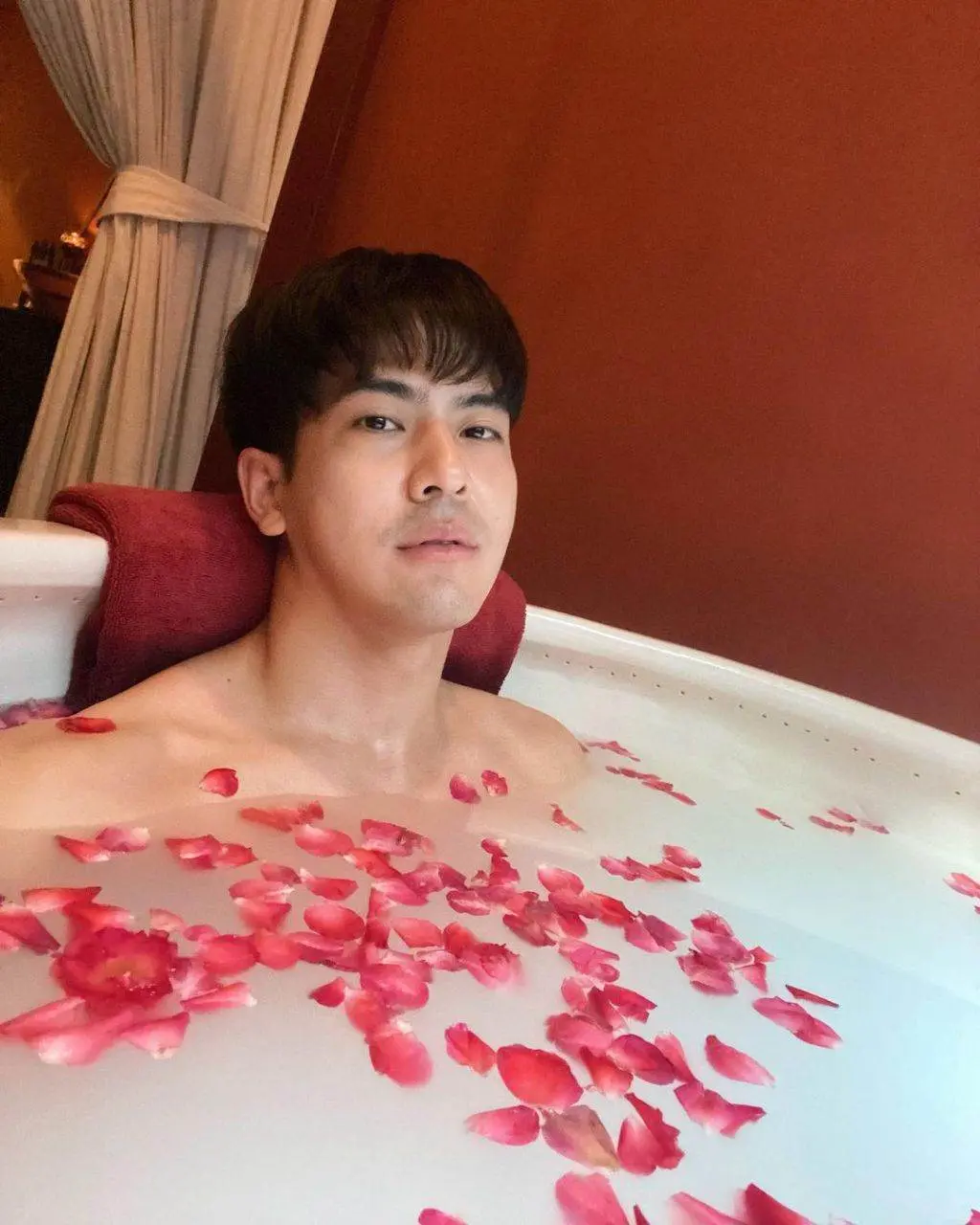 แซ่บฉบับผัวจ๋า
