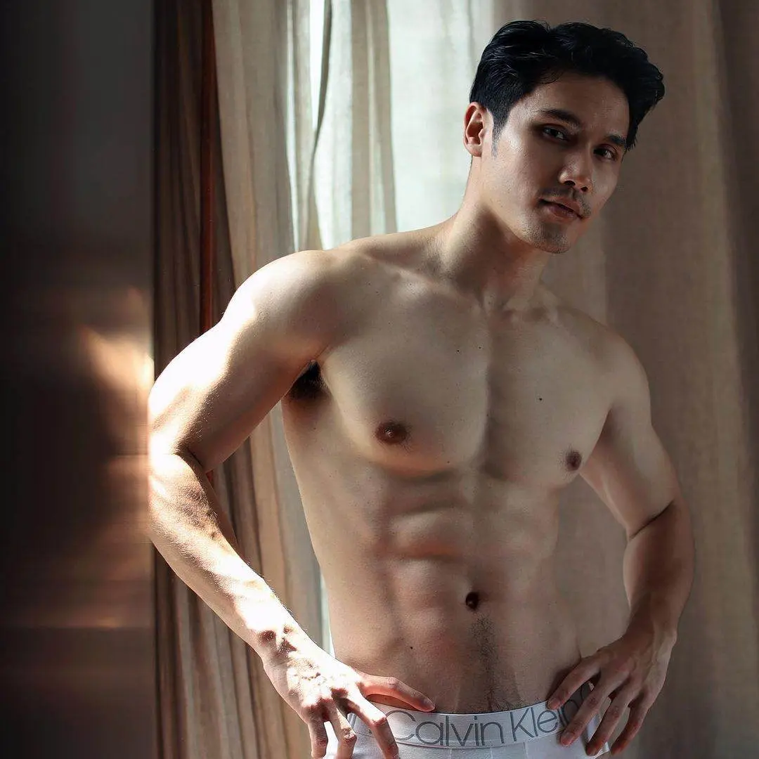 ผัวยั่วจัง