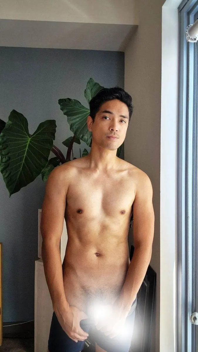 ส่องหนุ่มหล่อแซบมาก