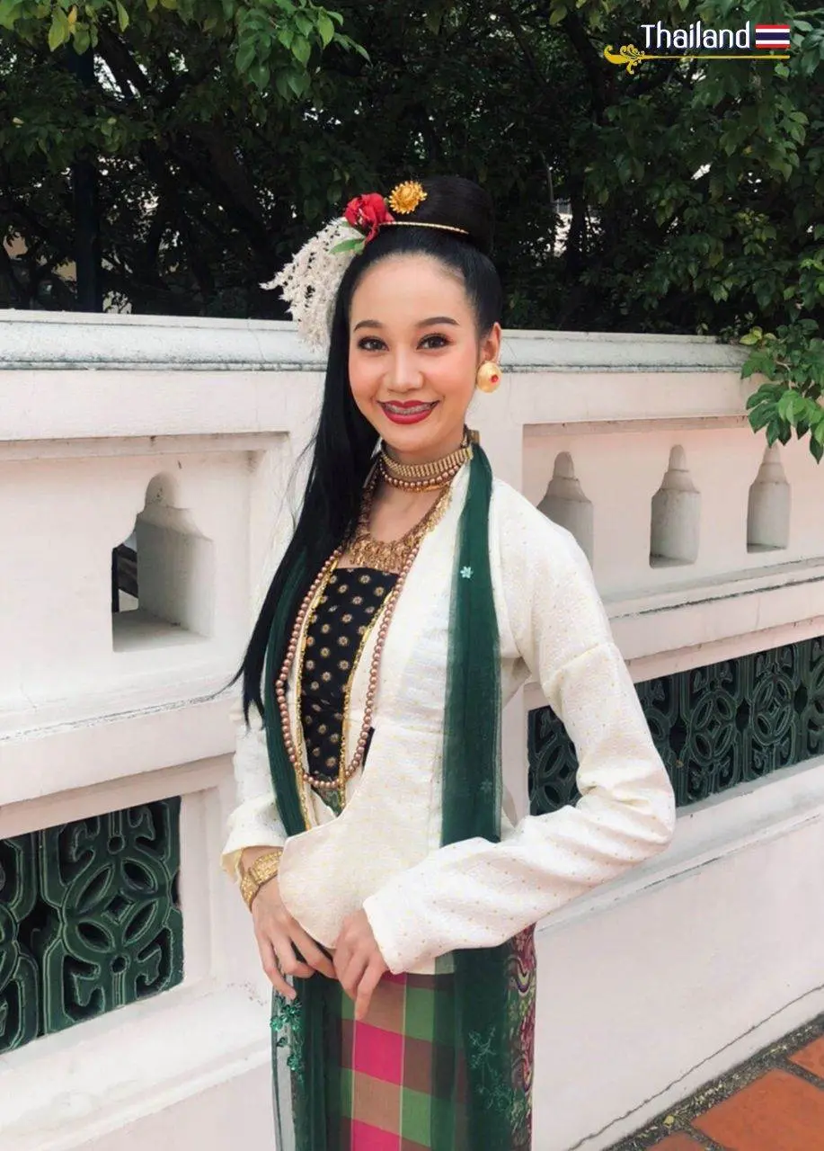 Burmese Dance on Thai Stage | THAILAND 🇹🇭