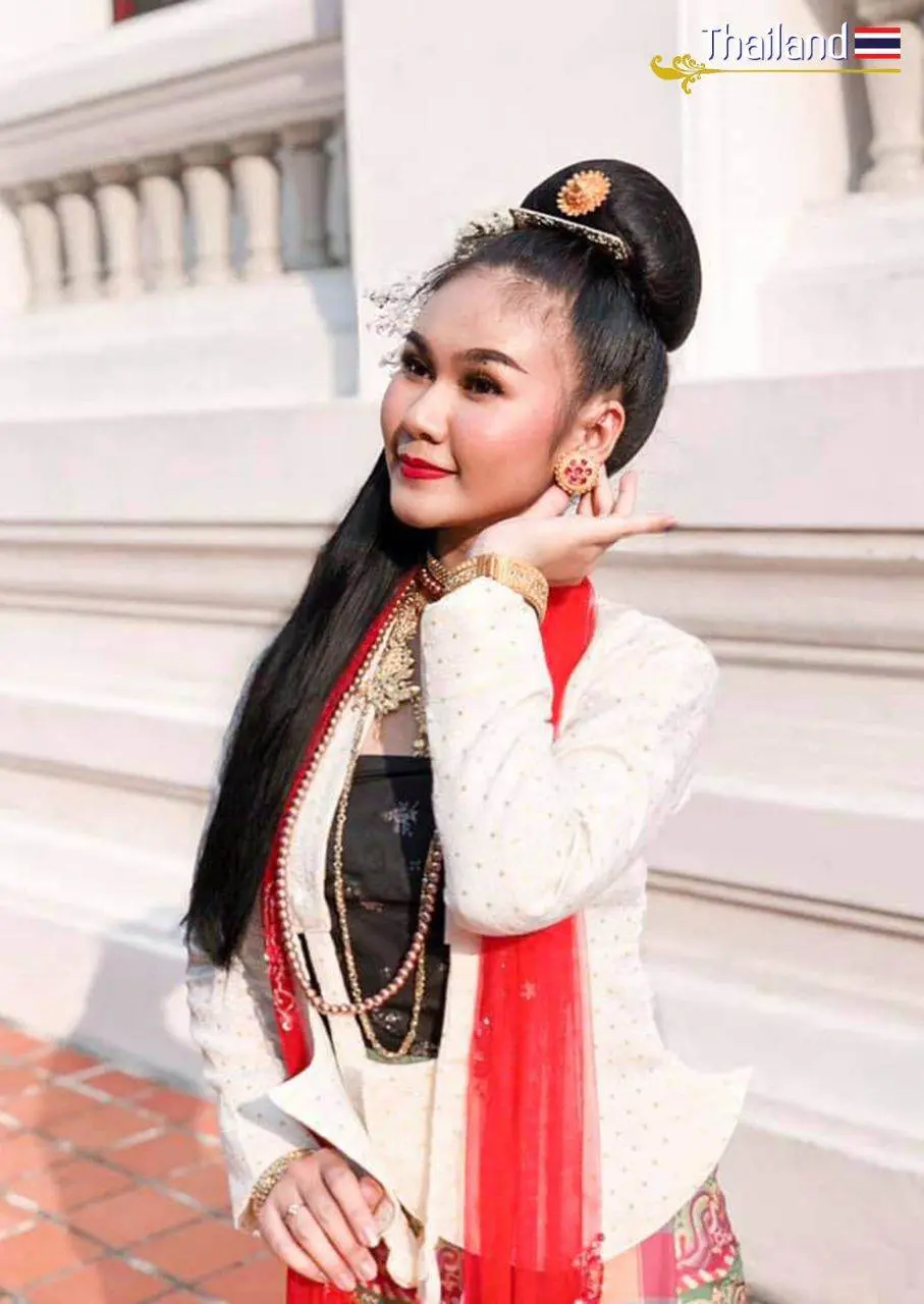 Burmese Dance on Thai Stage | THAILAND 🇹🇭