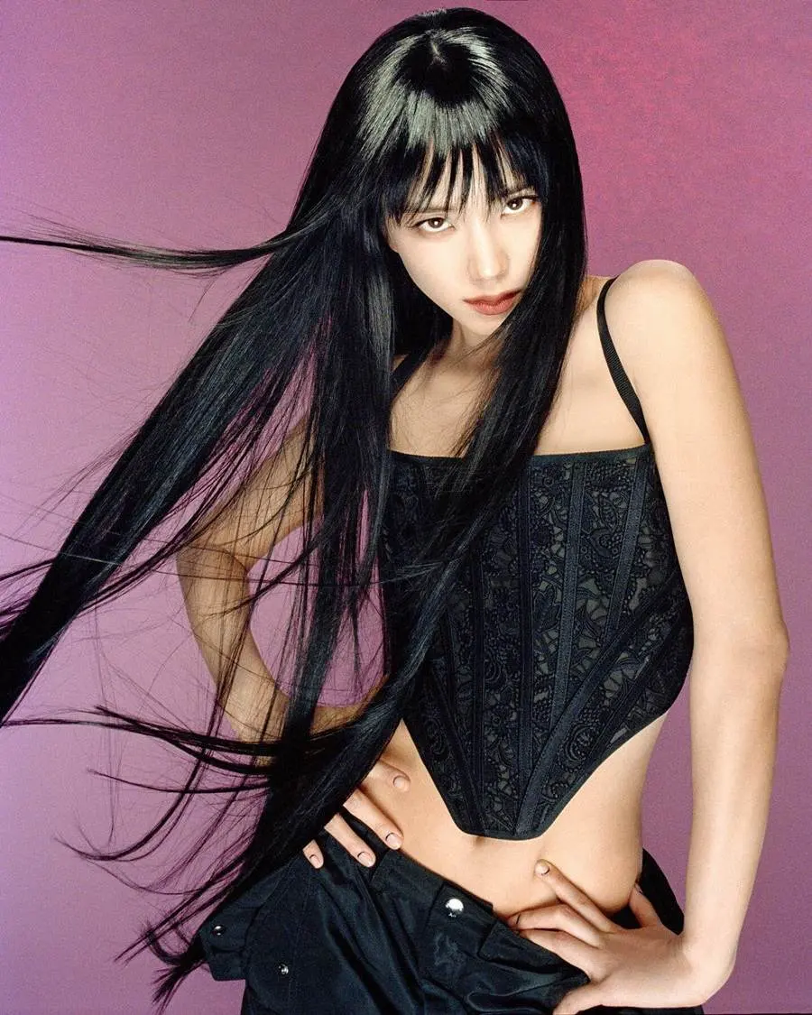 (BLACKPINK) Jisoo @ VOGUE France March 2023