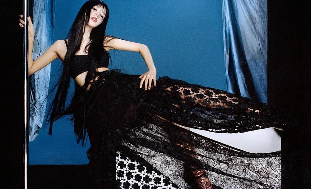 (BLACKPINK) Jisoo @ VOGUE France March 2023