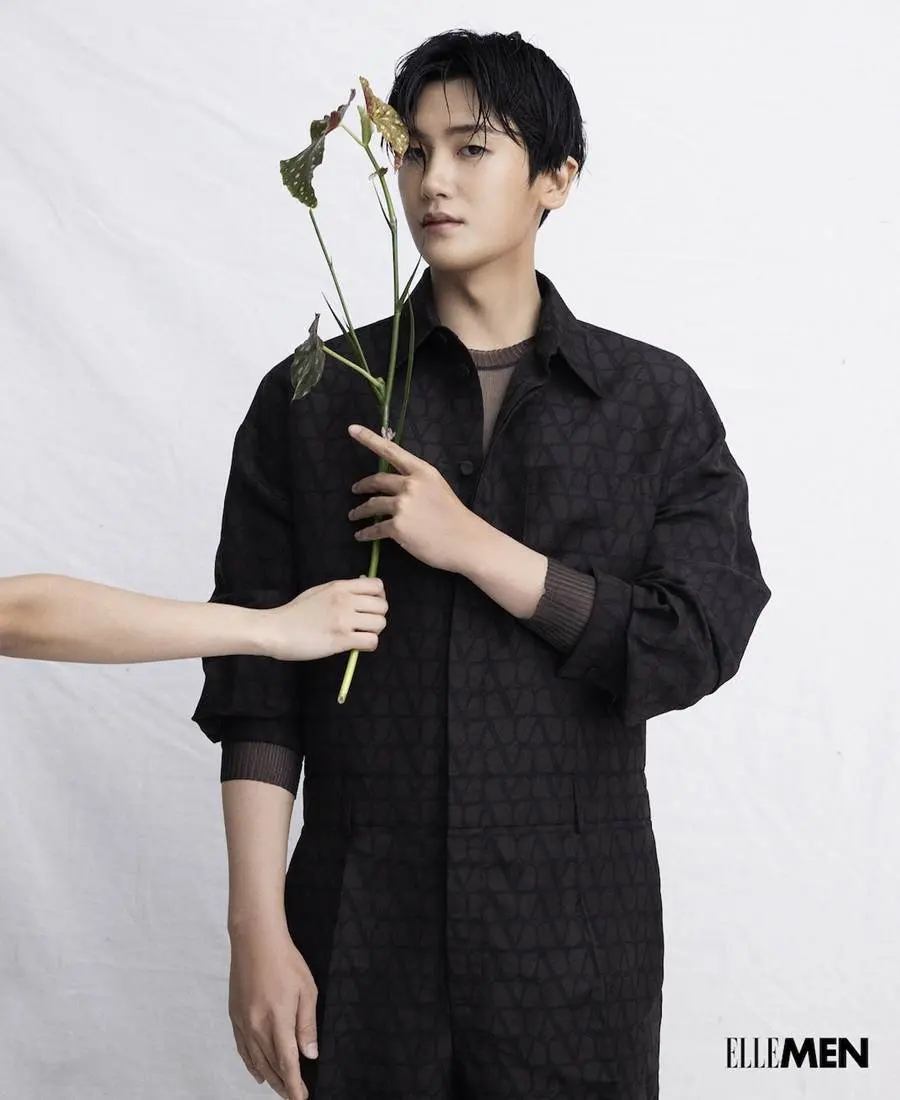 Park Hyung Sik @ ELLE MEN Singapore March 2023