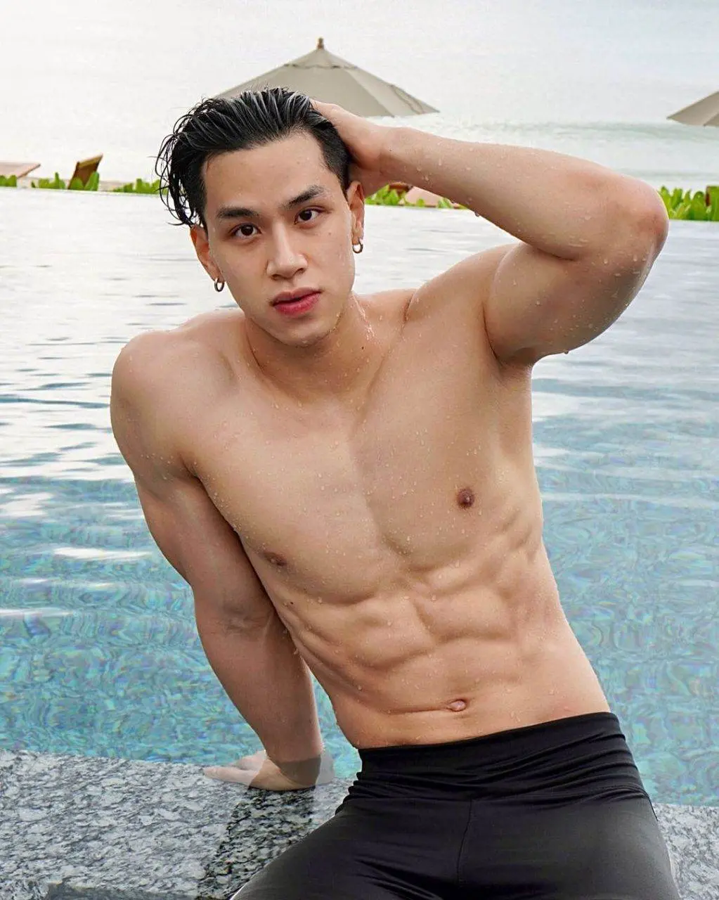 วารีดำเนินมาก