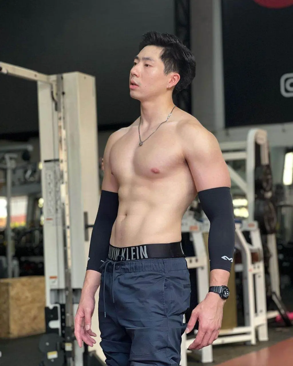 วารีแตกกระจาย