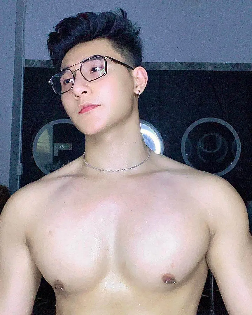 วารีแตกกระจาย