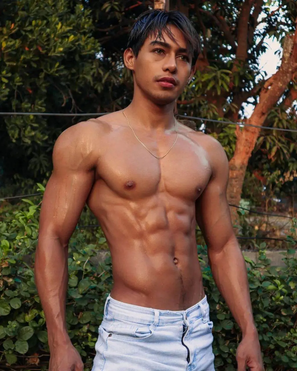 สยิววันหยุด