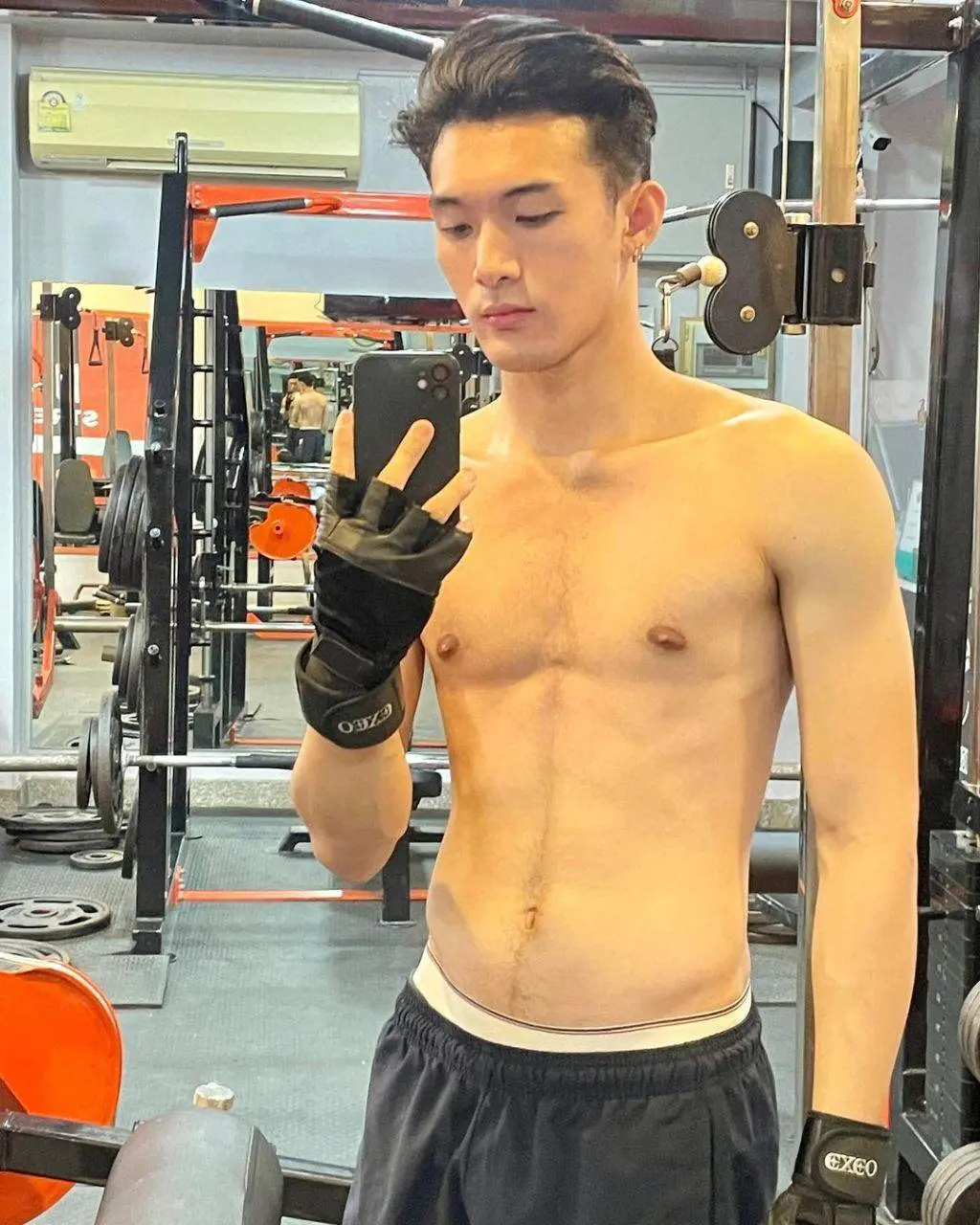 สยิววันหยุด