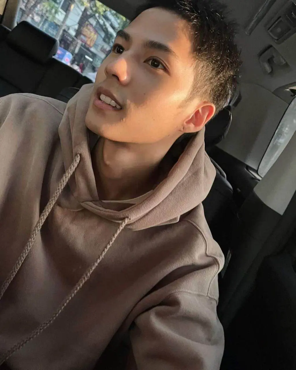 แบ้งค์ ฐิติ (ปลื้มมาก) EP 60
