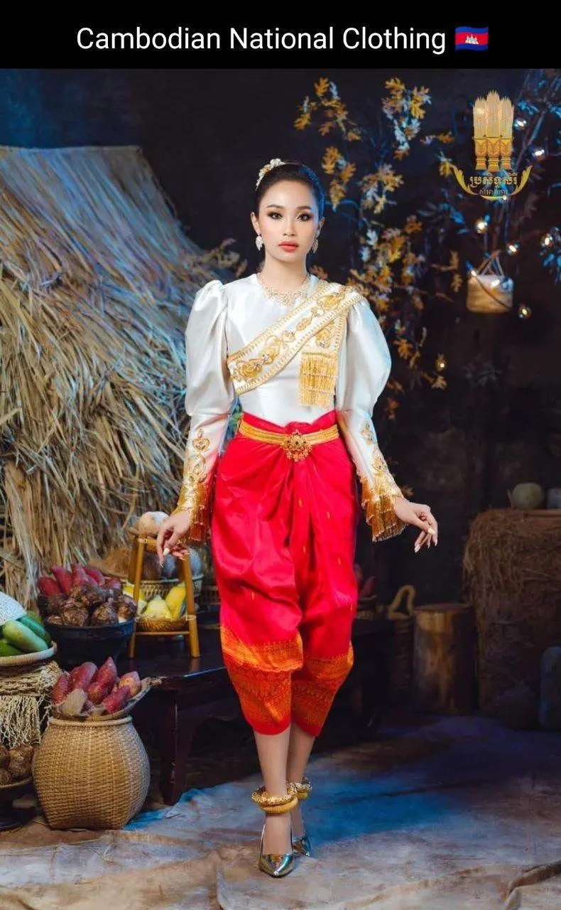 Cambodian National Clothing 🇰🇭ชุดประจําชาติ กัมพูชา:Cambodia wedding dress: ASEAN national costume