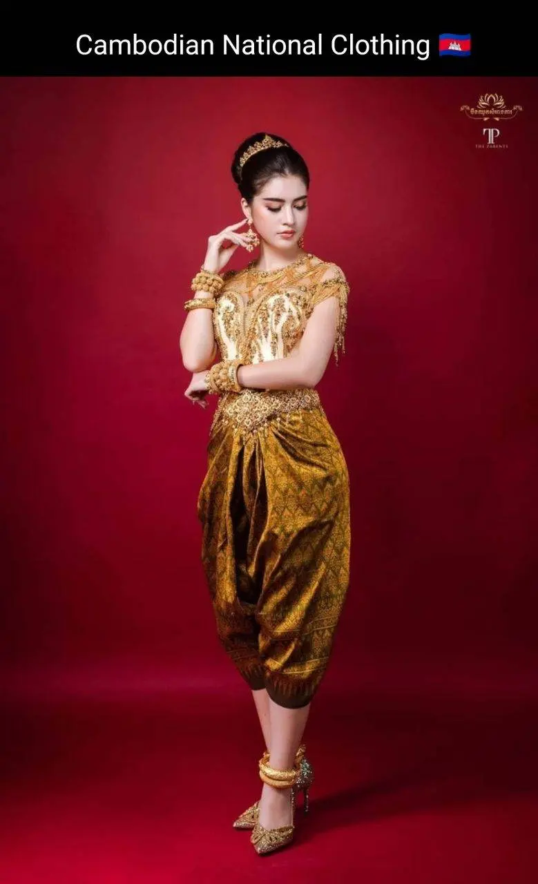 Cambodian National Clothing 🇰🇭ชุดประจําชาติ กัมพูชา:Cambodia wedding dress: ASEAN national costume