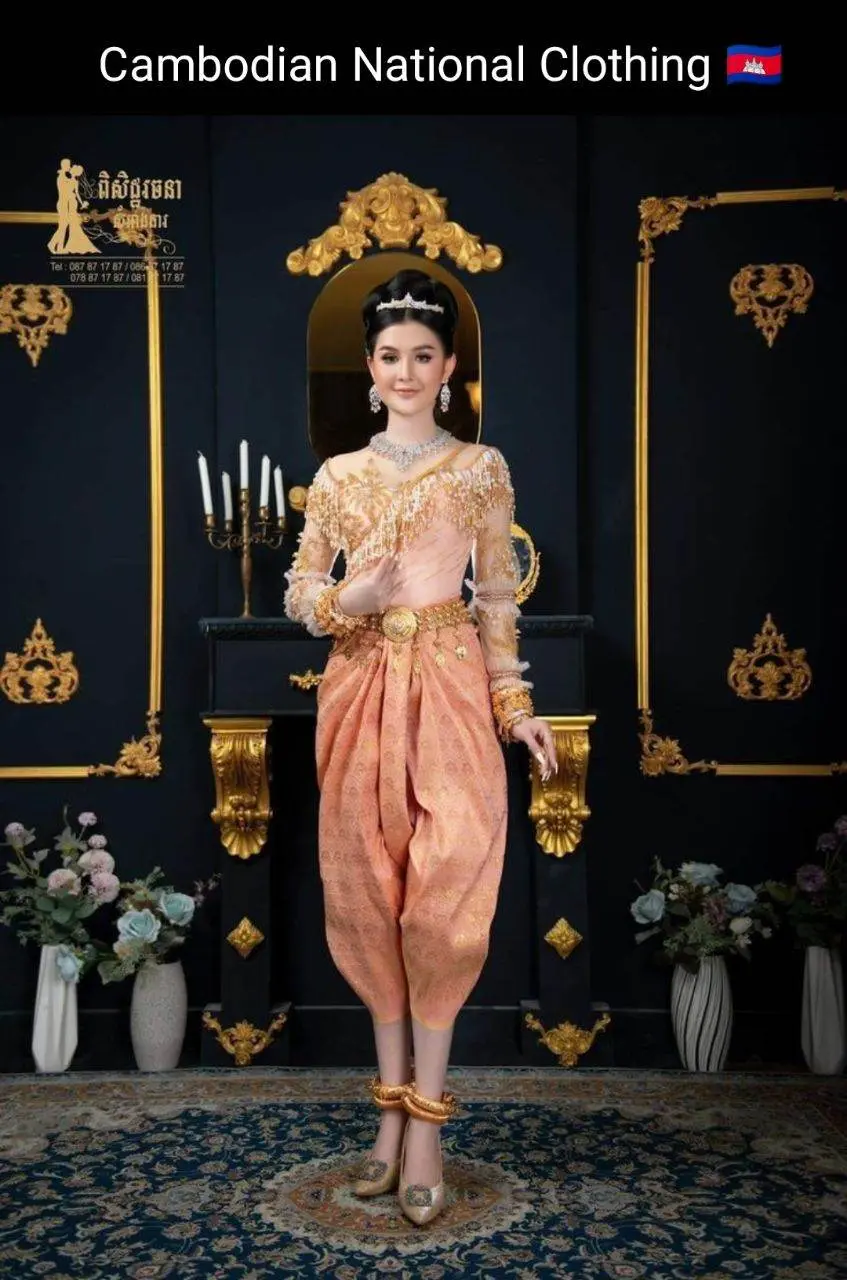 Cambodian National Clothing 🇰🇭ชุดประจําชาติ กัมพูชา:Cambodia wedding dress: ASEAN national costume