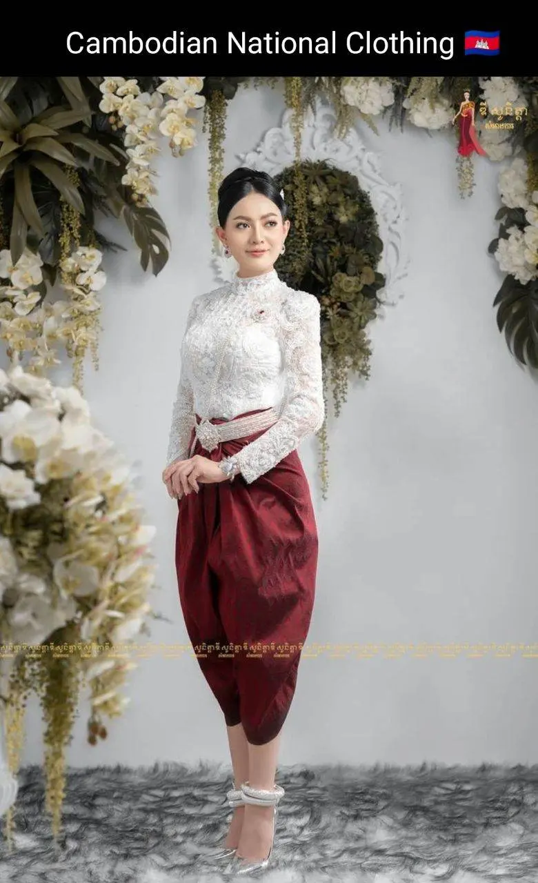 Cambodian National Clothing 🇰🇭ชุดประจําชาติ กัมพูชา:Cambodia wedding dress: ASEAN national costume