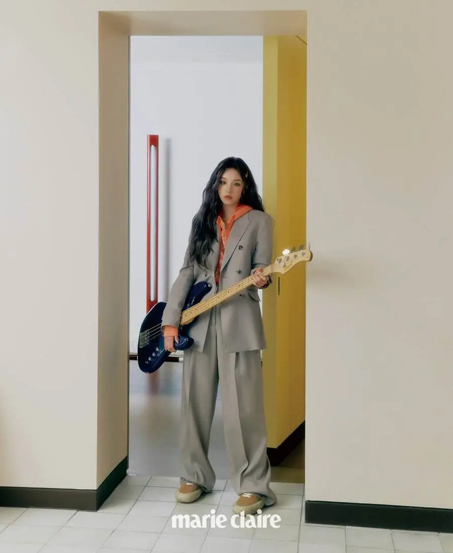 (G)I-DLE Yuqi & Shuhua @ Marie Claire Korea March 2023 (30th Anniversary Issue)