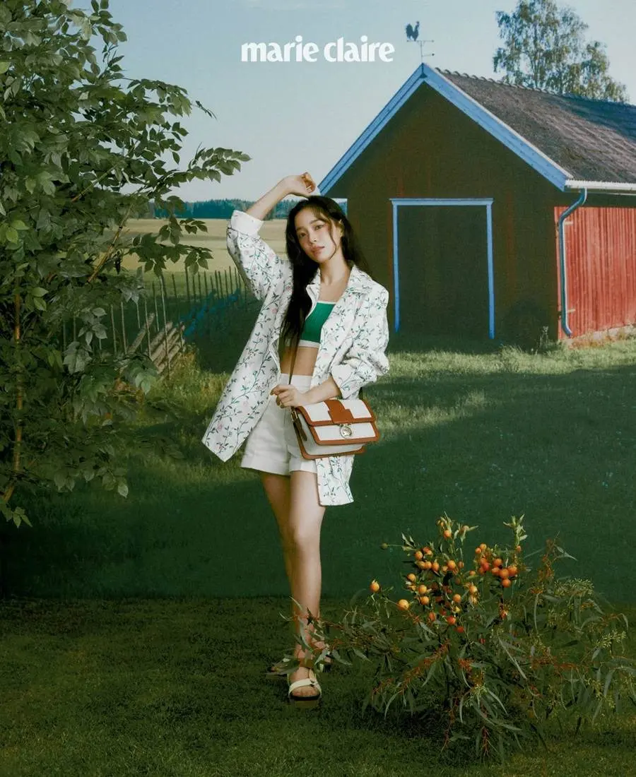 Kim Se jeong @ Marie Claire Korea March 2023 (30th Anniversary Issue)