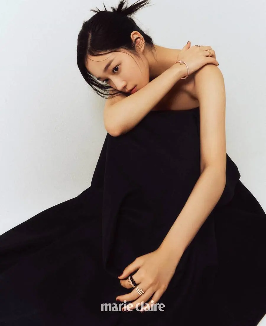 Roh Yoon Seo @ Marie Claire Korea March 2023 (30th Anniversary Issue)
