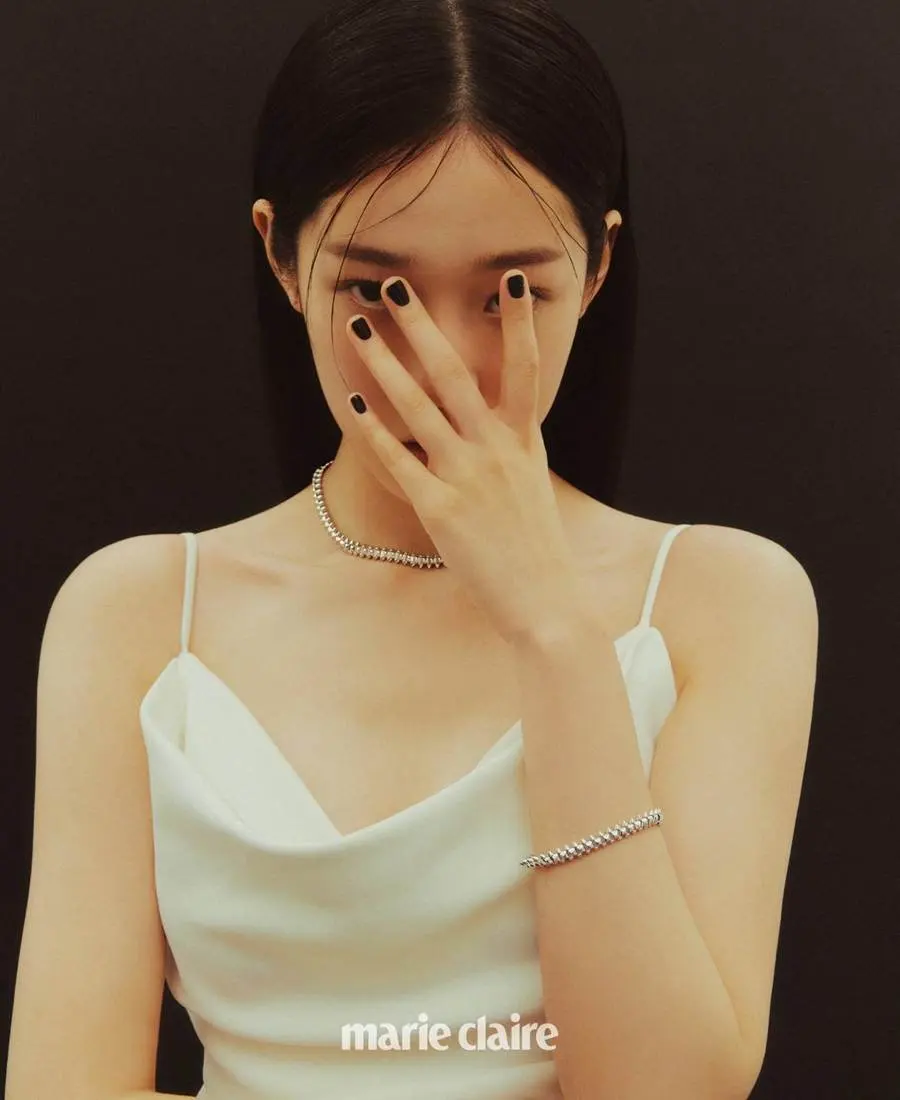 Roh Yoon Seo @ Marie Claire Korea March 2023 (30th Anniversary Issue)