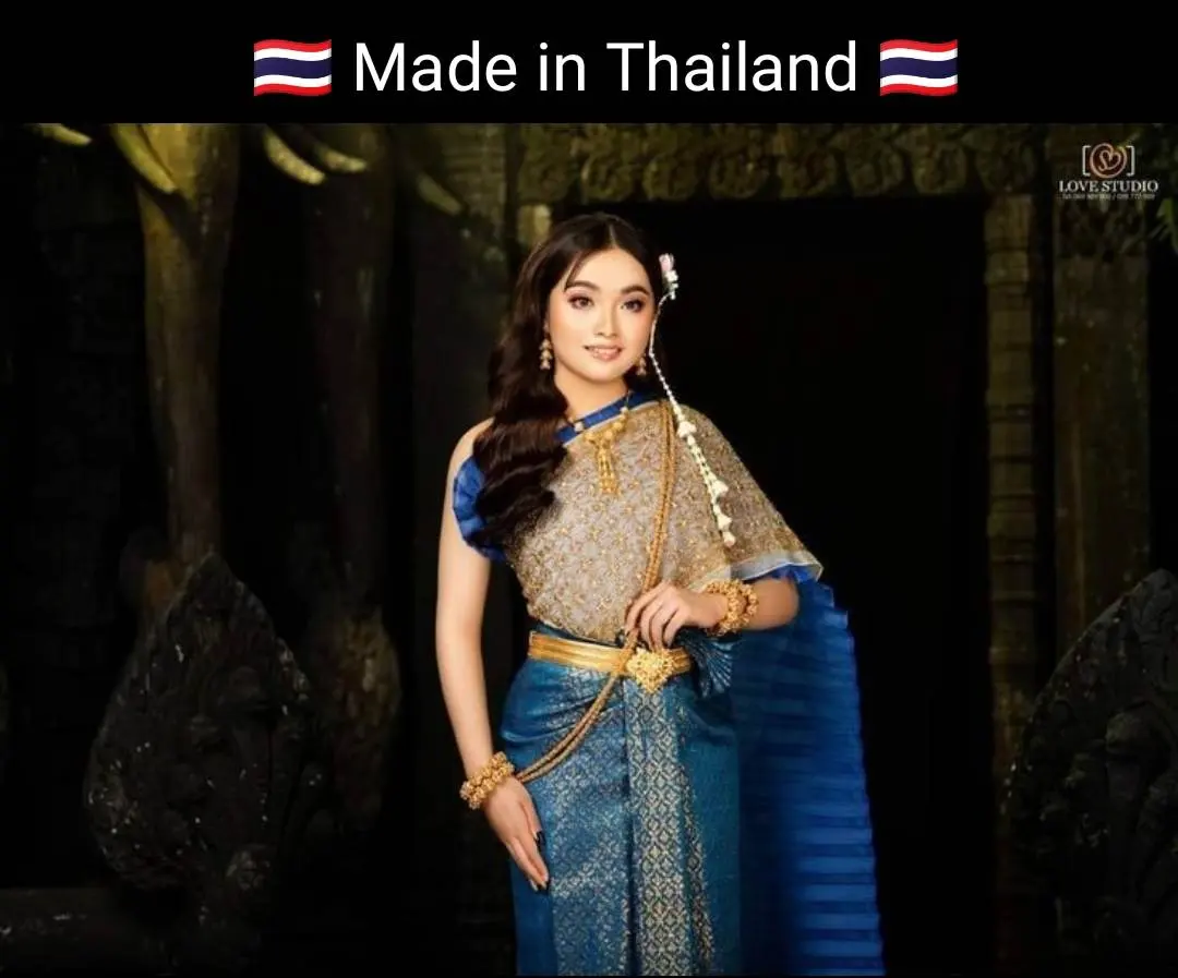 Cambodia wedding costume : ชุดไทยโดยนางแบบกัมพูชา: Khmer wedding dress. Cambodia history.Asean costume.