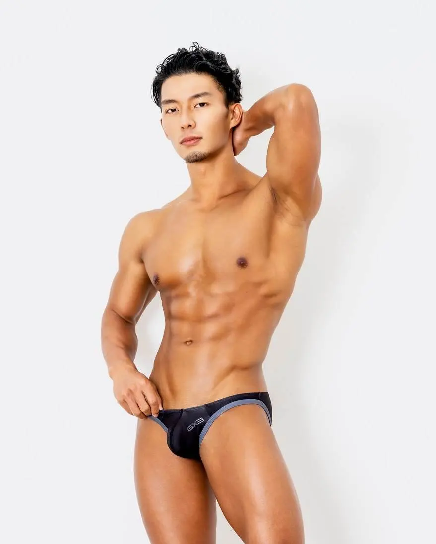 Hot men in underwear 675