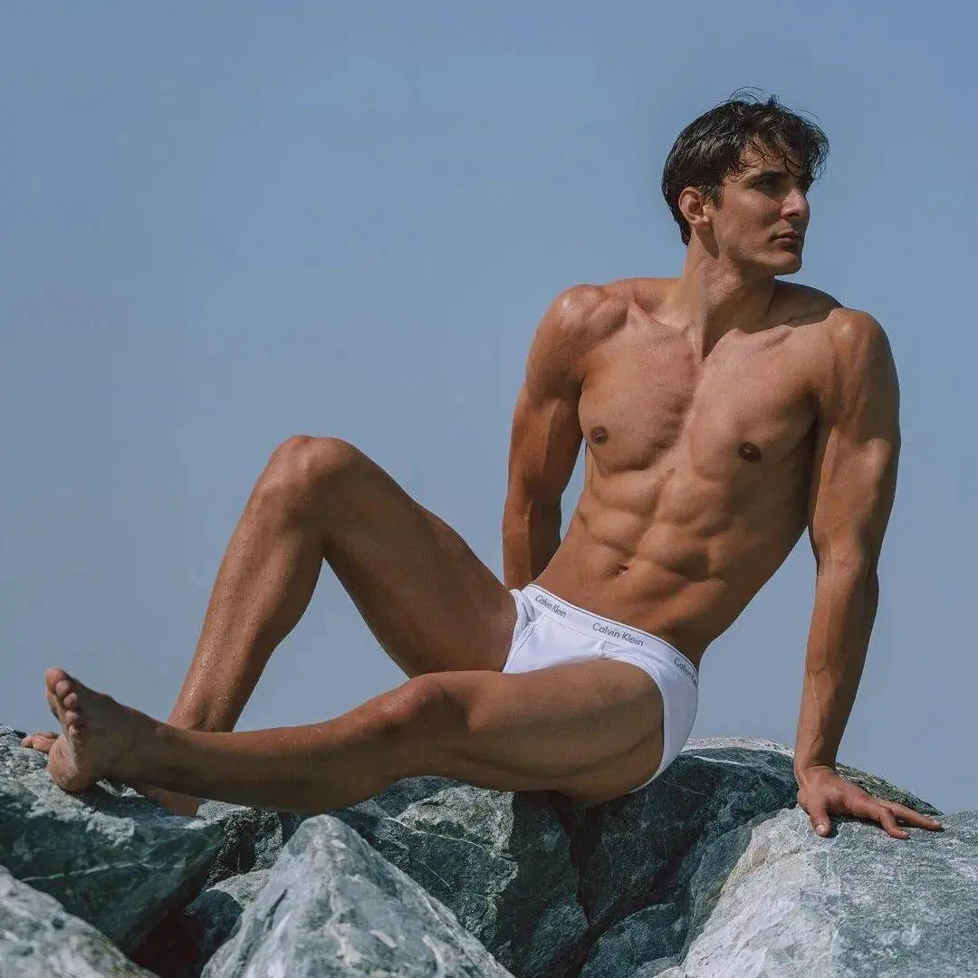 Hot men in underwear 675