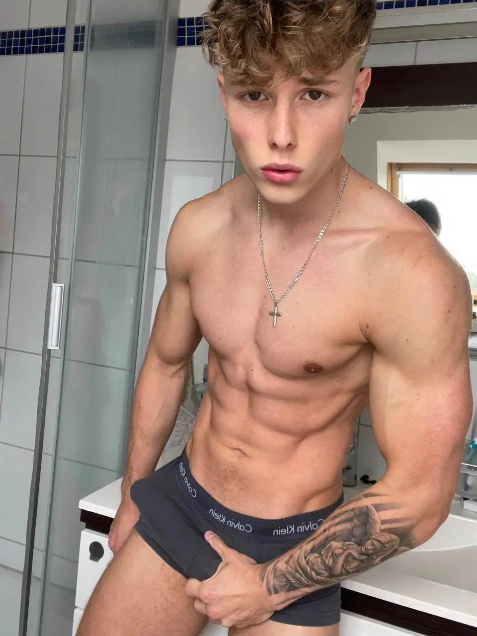 Sexy 8
