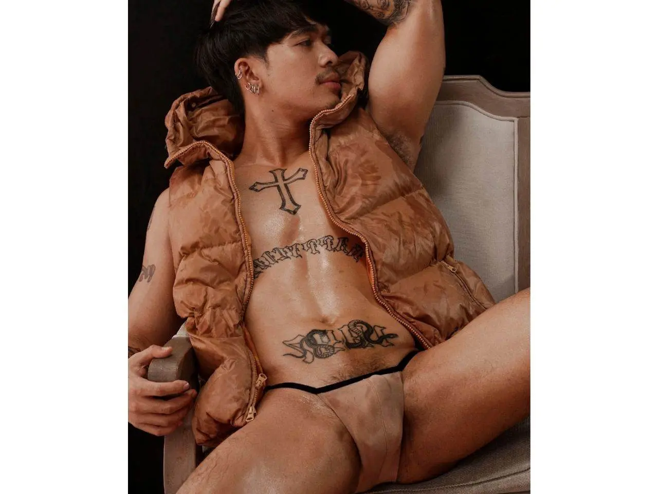 เป็นผัวเมื่อหายเพลีย เป็นเมียตอนหมดแรง