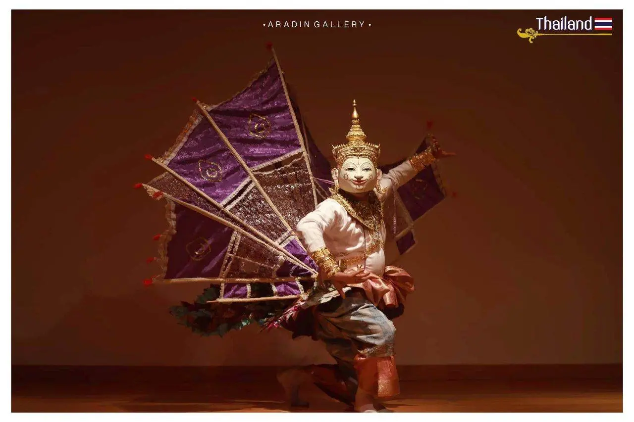 🇹🇭 THAILAND | Gingala Lanna Bird Dance