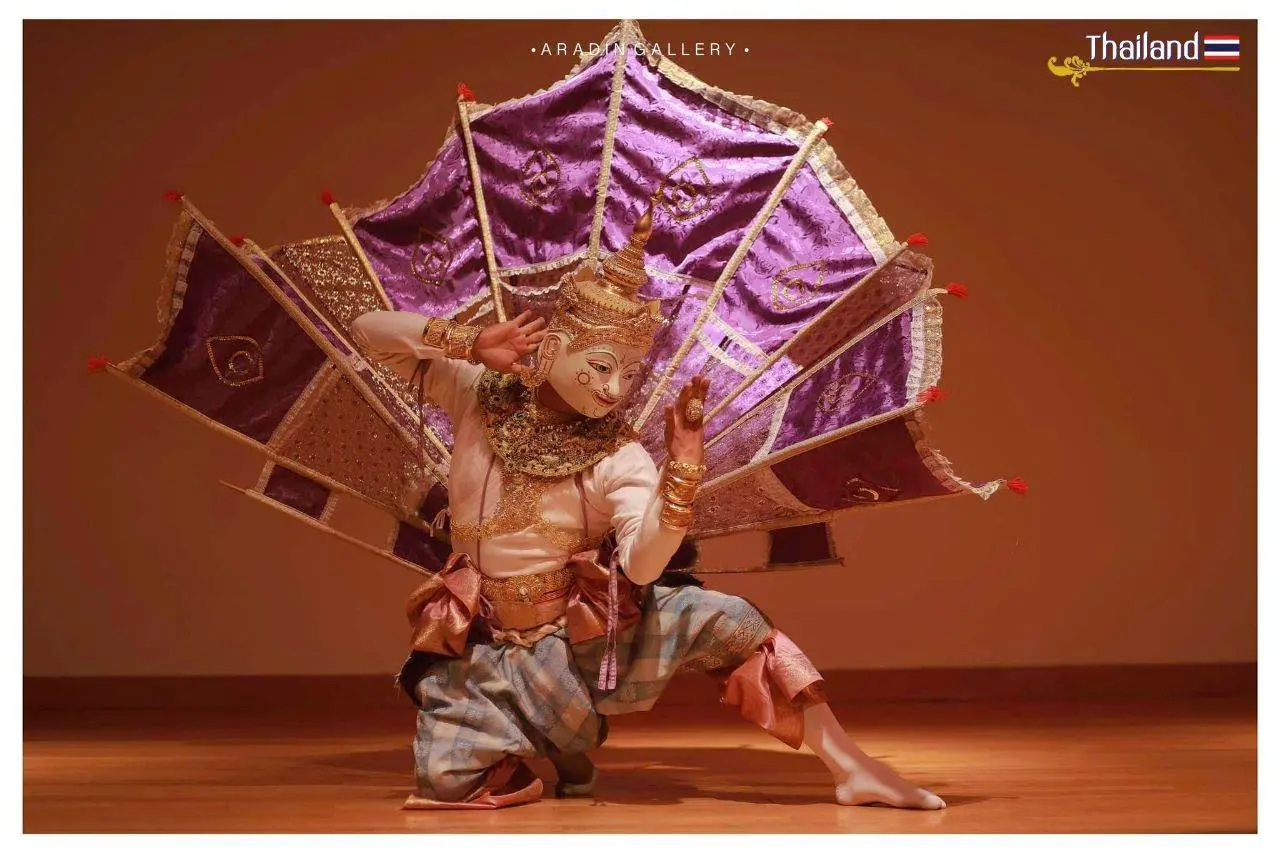🇹🇭 THAILAND | Gingala Lanna Bird Dance