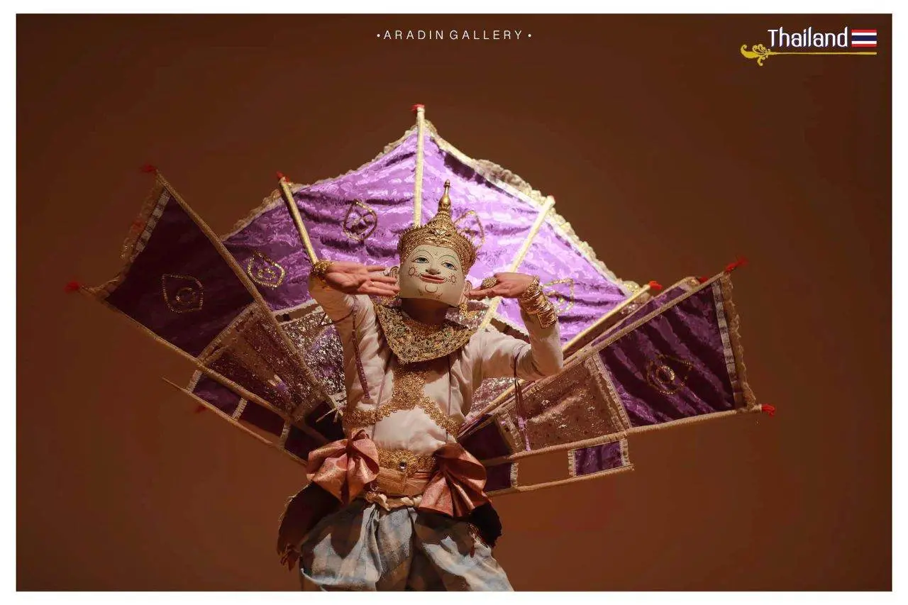 🇹🇭 THAILAND | Gingala Lanna Bird Dance