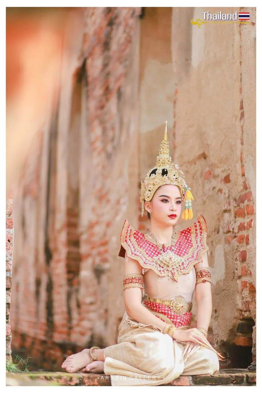 🇹🇭 THAILAND | &ldquo;Lakorn Chatri&rdquo; Thai Dance