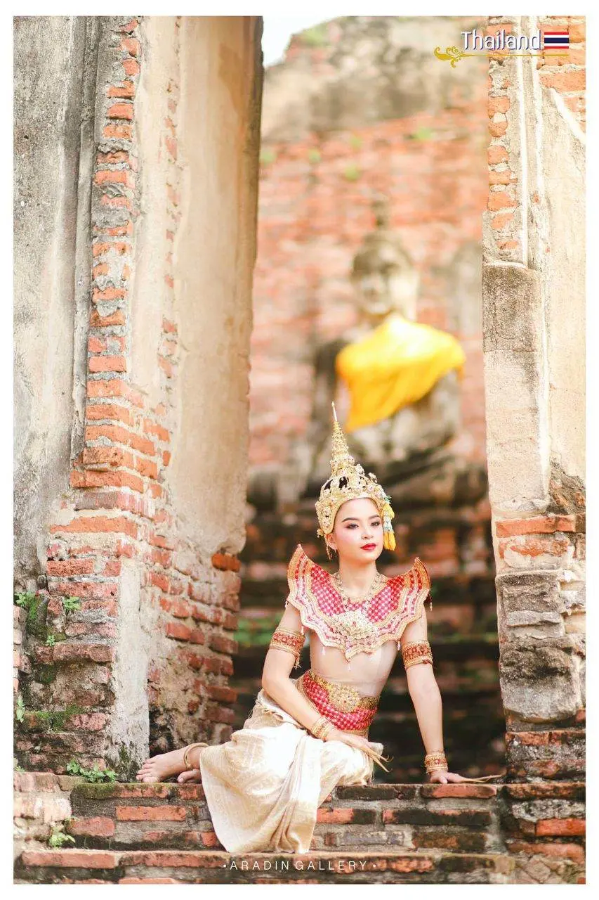 🇹🇭 THAILAND | &ldquo;Lakorn Chatri&rdquo; Thai Dance