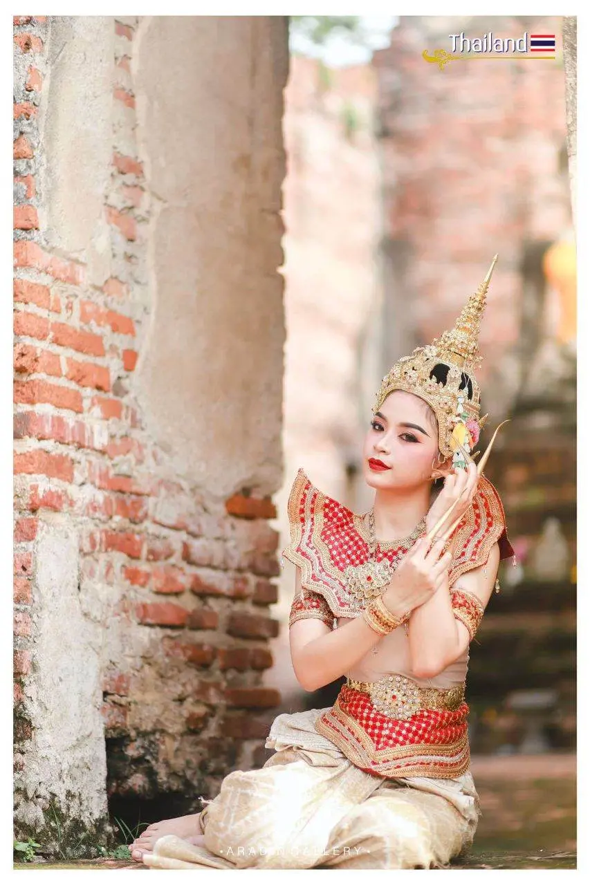 🇹🇭 THAILAND | &ldquo;Lakorn Chatri&rdquo; Thai Dance