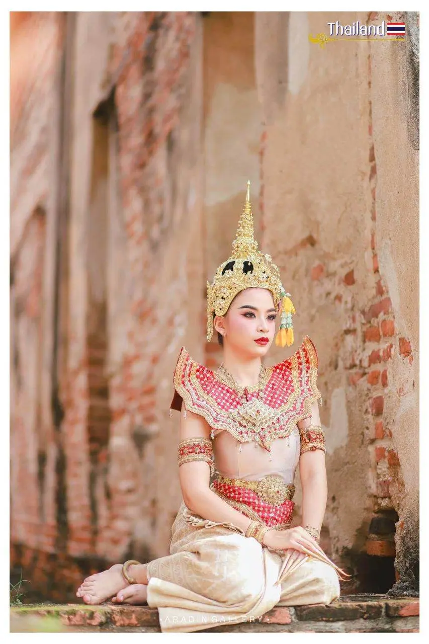 🇹🇭 THAILAND | &ldquo;Lakorn Chatri&rdquo; Thai Dance