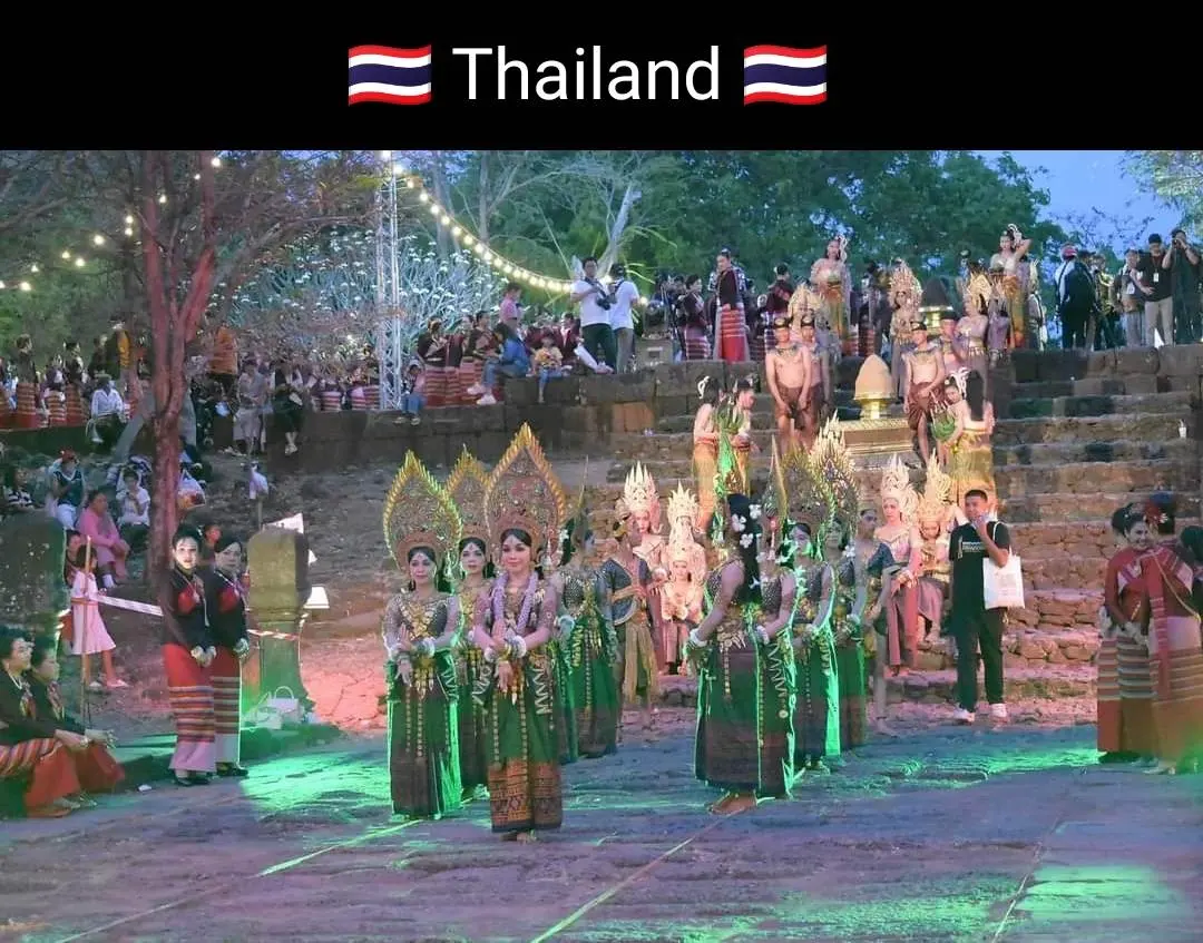 Apsara dance. Apsara style