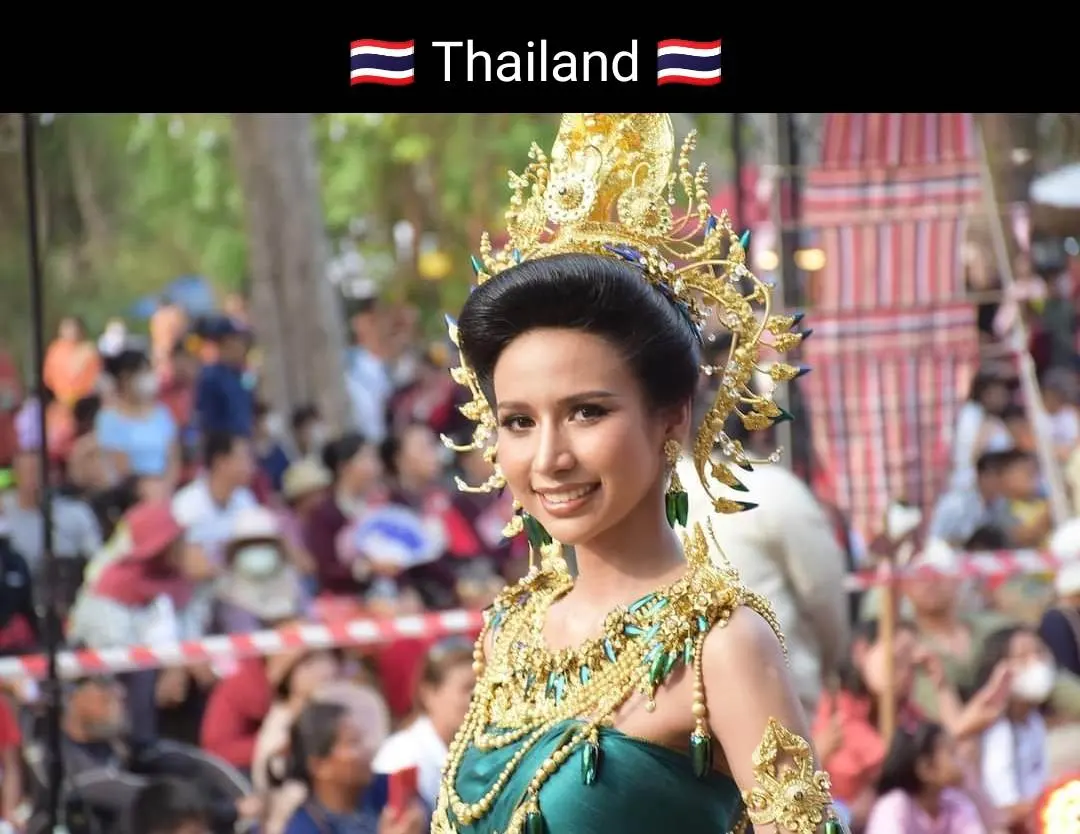 Apsara dance. Apsara style