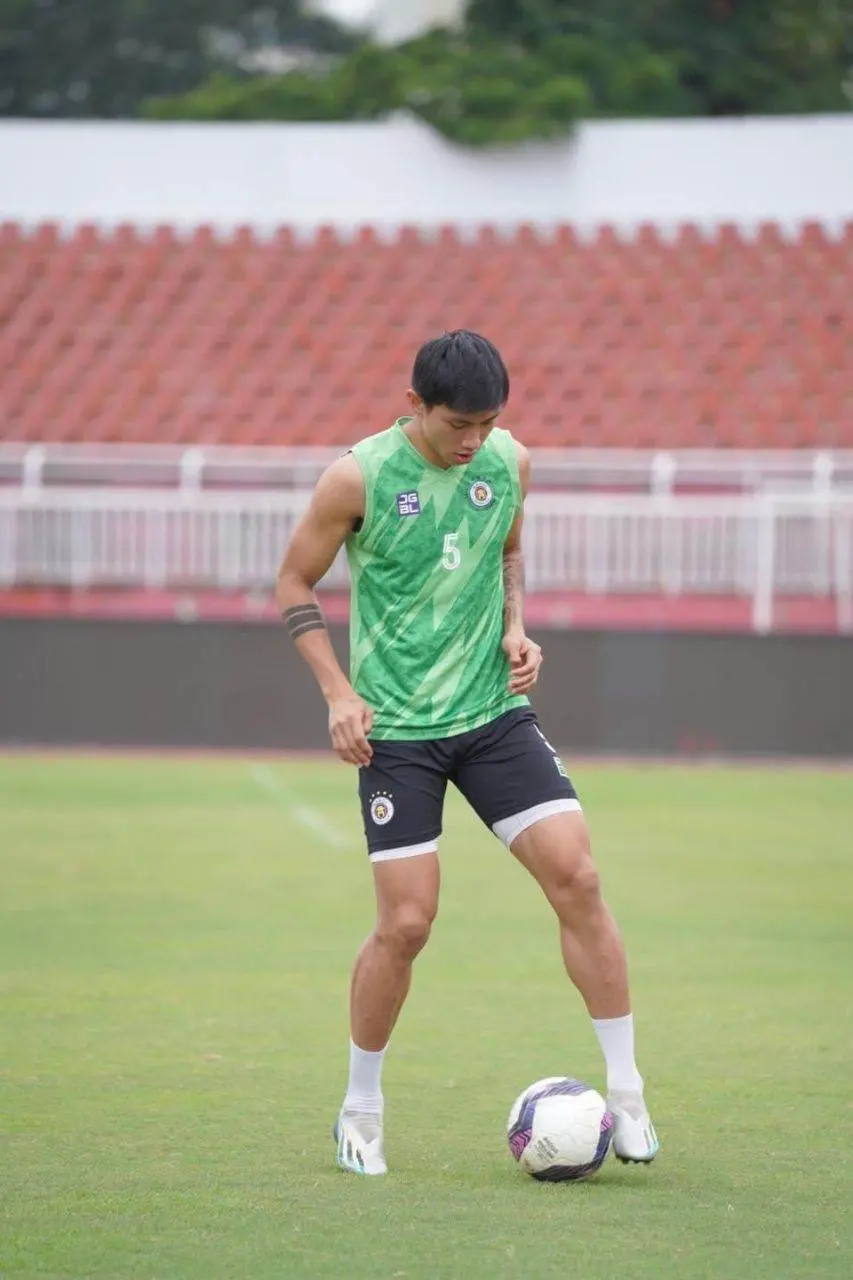 นักฟุตบอลเวียดนาม