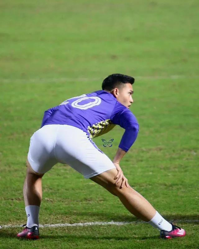 นักฟุตบอลเวียดนาม