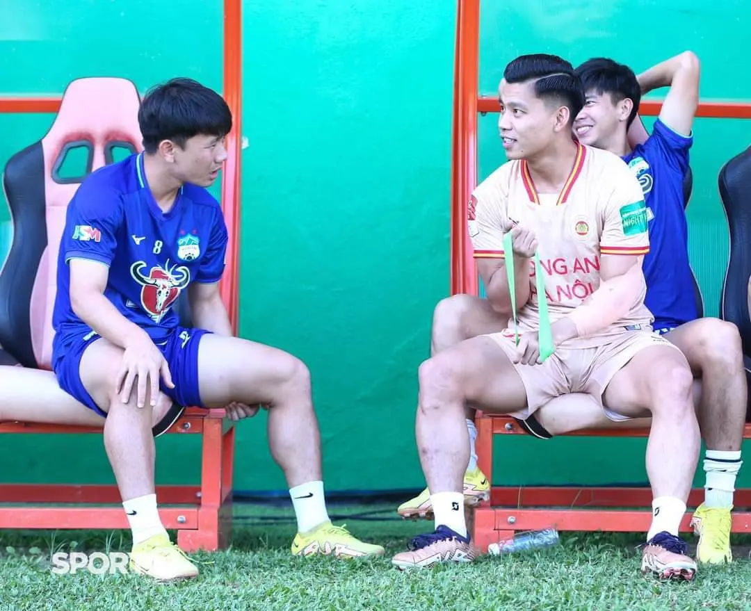 นักฟุตบอลเวียดนาม