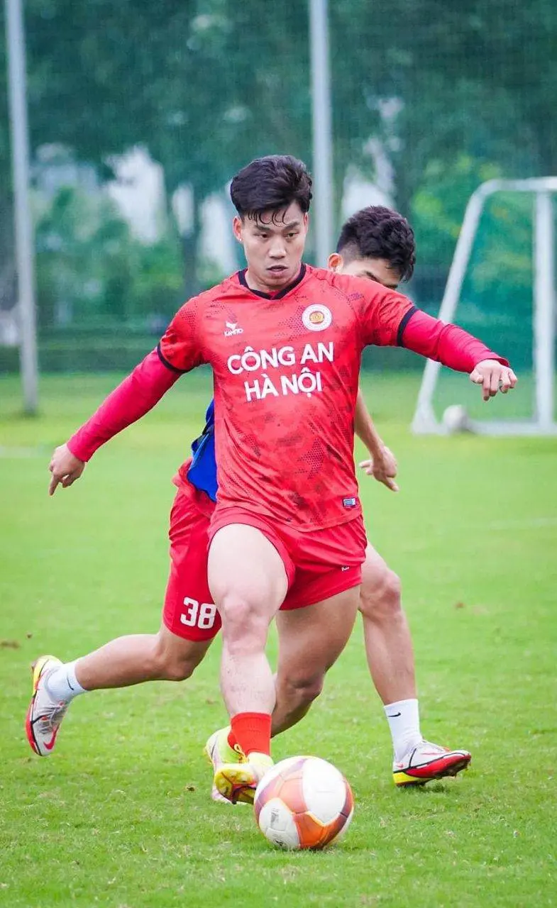 นักฟุตบอลเวียดนาม