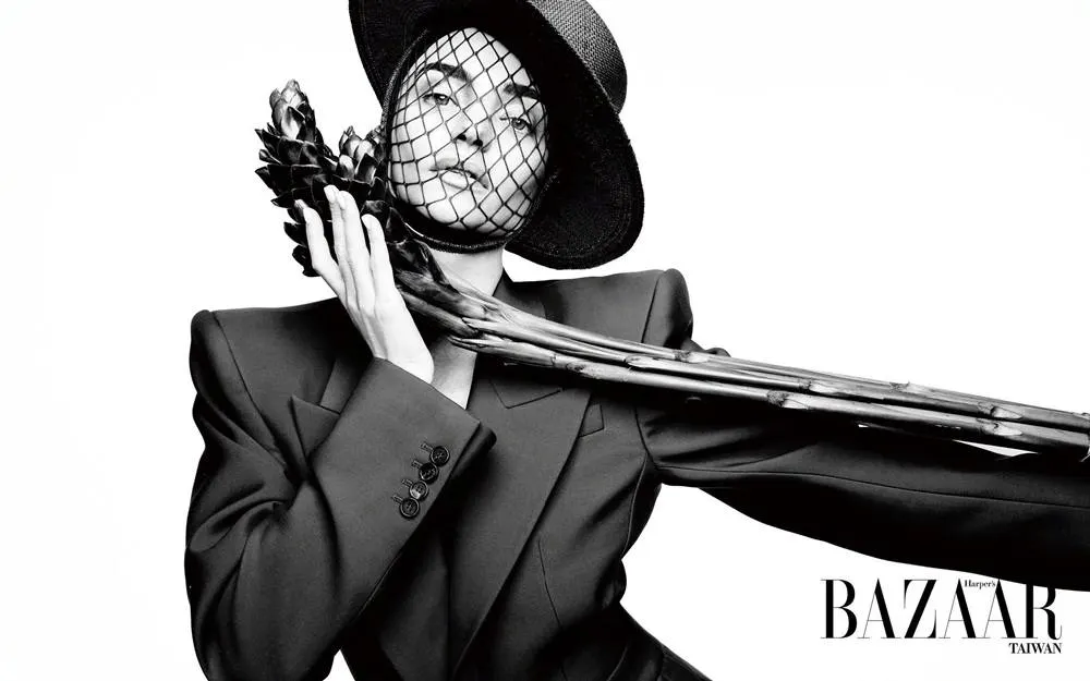 Miranda Kerr @ Harper's BAZAAR Taiwan April 2023